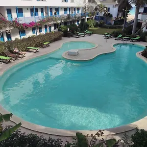 Aparthotel Amanda With Pool ***