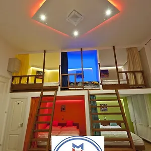 Metropolis Boutique Węgry